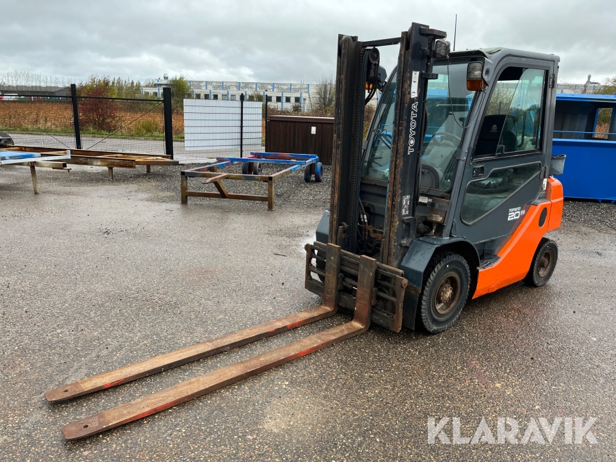Gaffeltruck Toyota 02-8FGF20 lange gafler