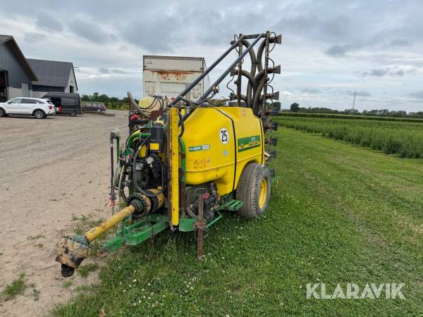 Tågesprøjte John Deere 315