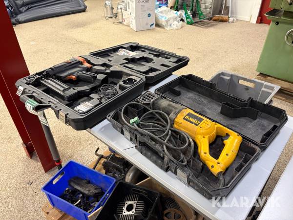 Sømpistol og bajonetsav Tjep