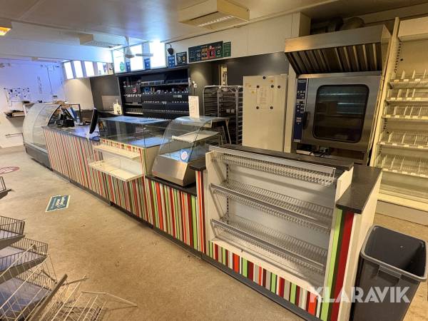 Køkken med disk Unis, electrolux, AHT, saro, vibocold,