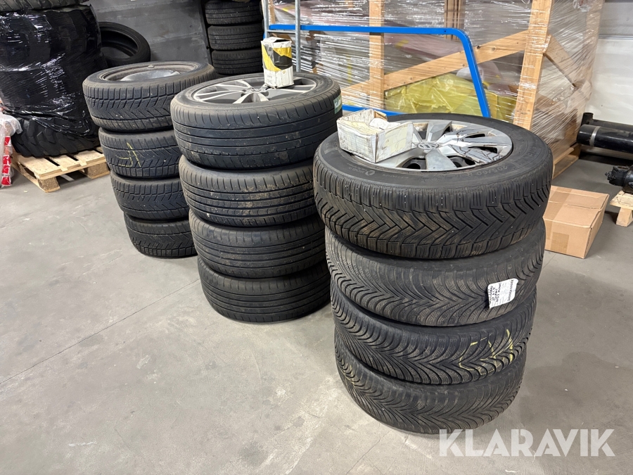 Dæk med fælge Giugiaro/Michelin/Goodyear – 3 sæt