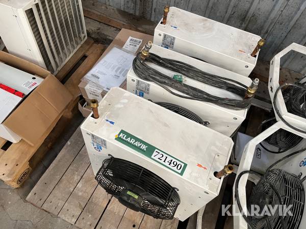Kalorifere blæsere 2VV SAV-2-2R-1AC-0-0 3 styk inklusiv ophæng.