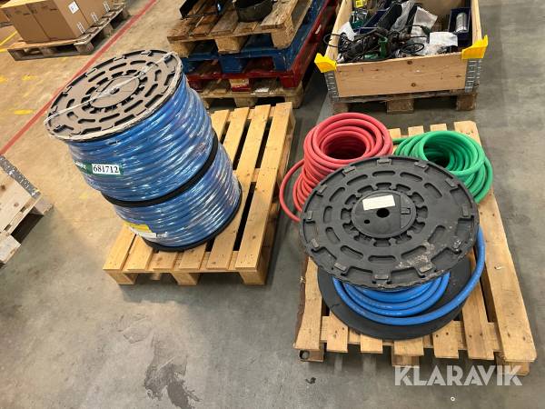 Slanger 5/8" (16 mm) 220 meter i alt – 2 ruller à 110 meter blå