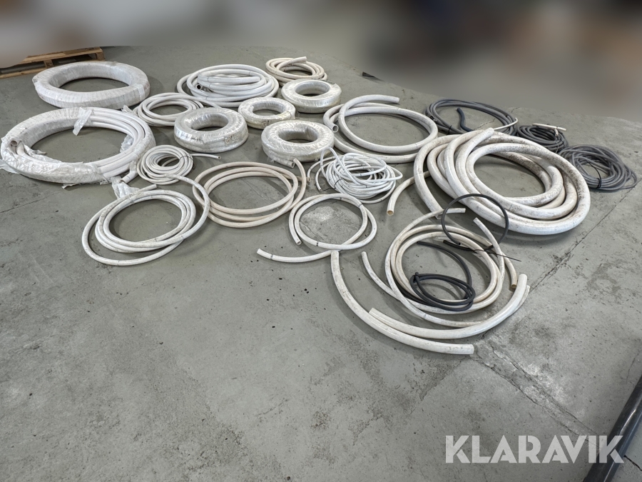 Parti med diverse PVC slanger