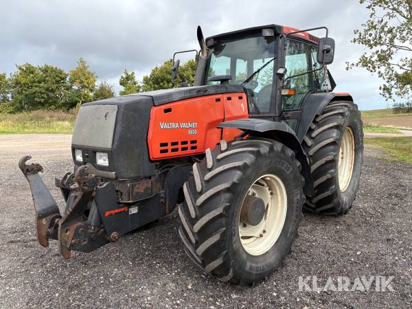 Traktor Valtra Valmet 8450