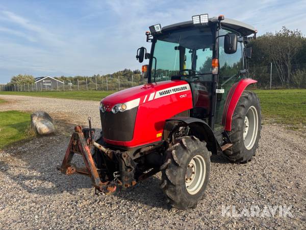 Traktor Massey Ferguson 1747 4WD