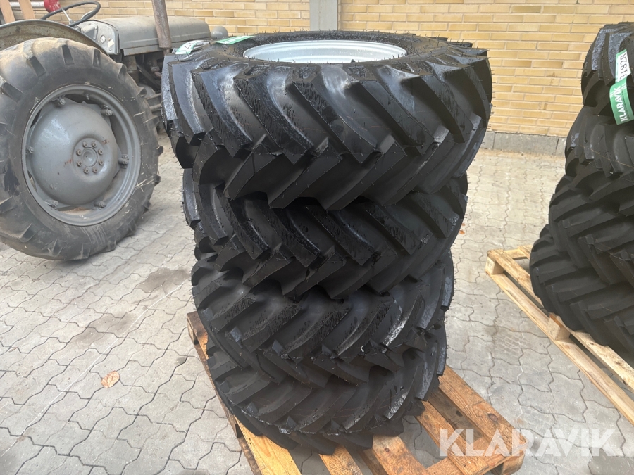 Dæk BKT Implement AS504