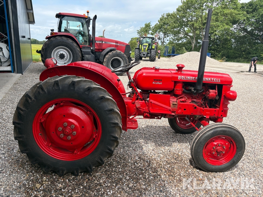 Veteran traktor Volvo BM Krabat 425