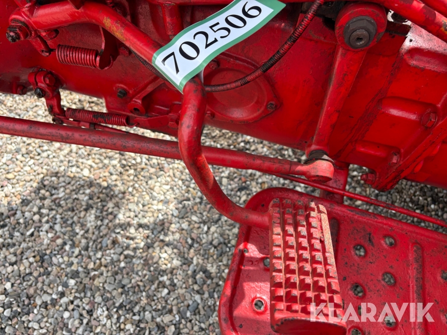 Veteran traktor Volvo BM Krabat 425