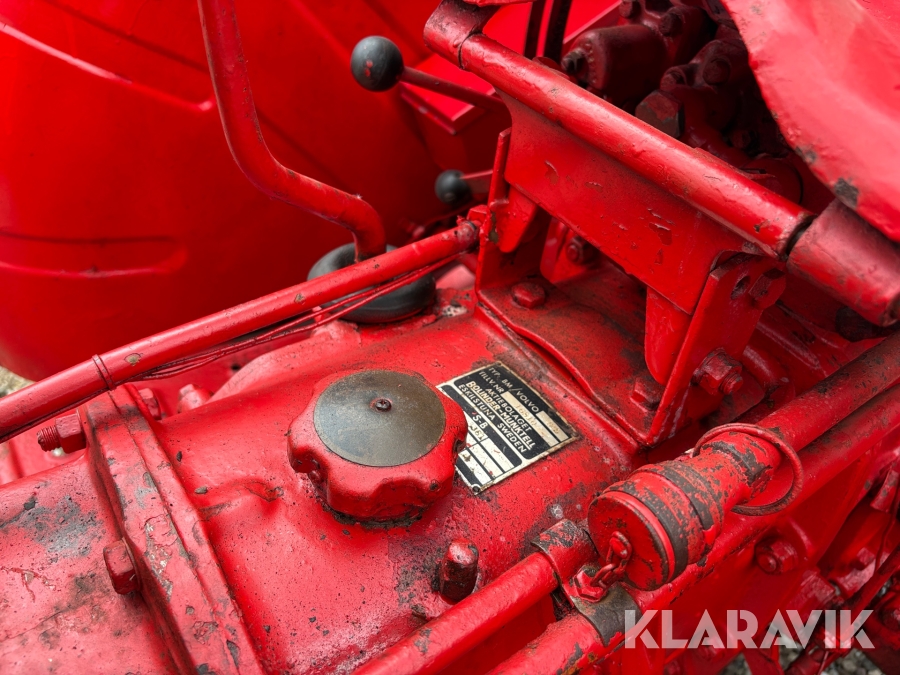 Veteran traktor Volvo BM Krabat 425
