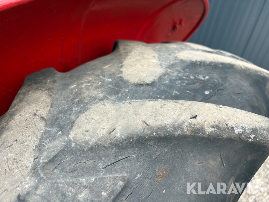 Veteran traktor Volvo BM Krabat 425