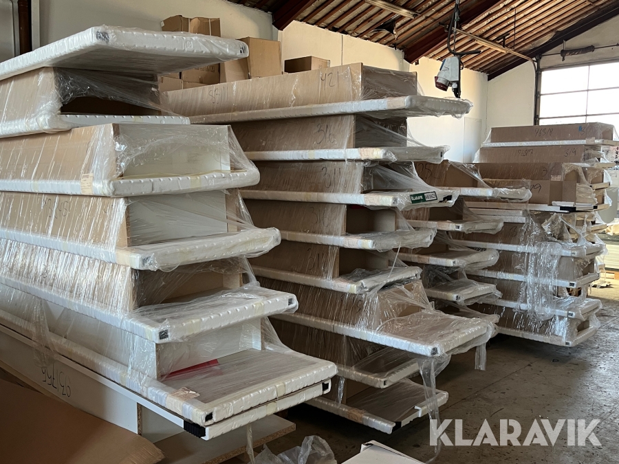 Bordplade med nedlimet bast Svane Hvid laminat 39 styk