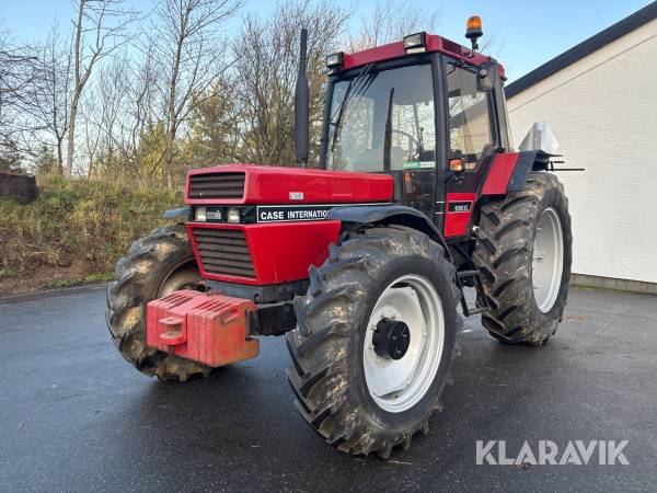 Traktor Case International 1056 XL