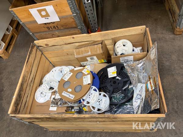 Elektronik komponenter assorteret