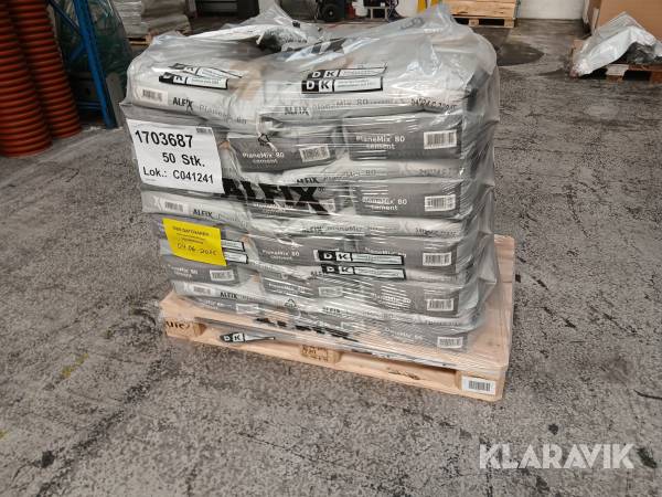 Alfix Planemix 80 cement.