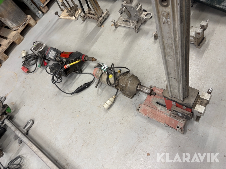 Kerneboremaskiner Hilti , hakken incl. automatisk fremføring