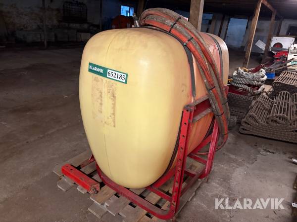 Front tank 600L