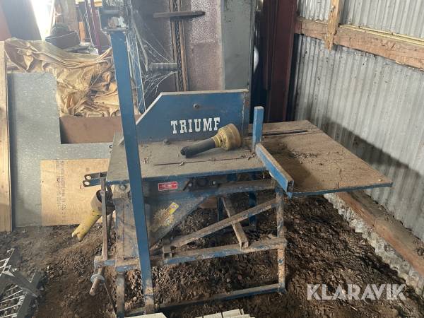 Sav Triumf B