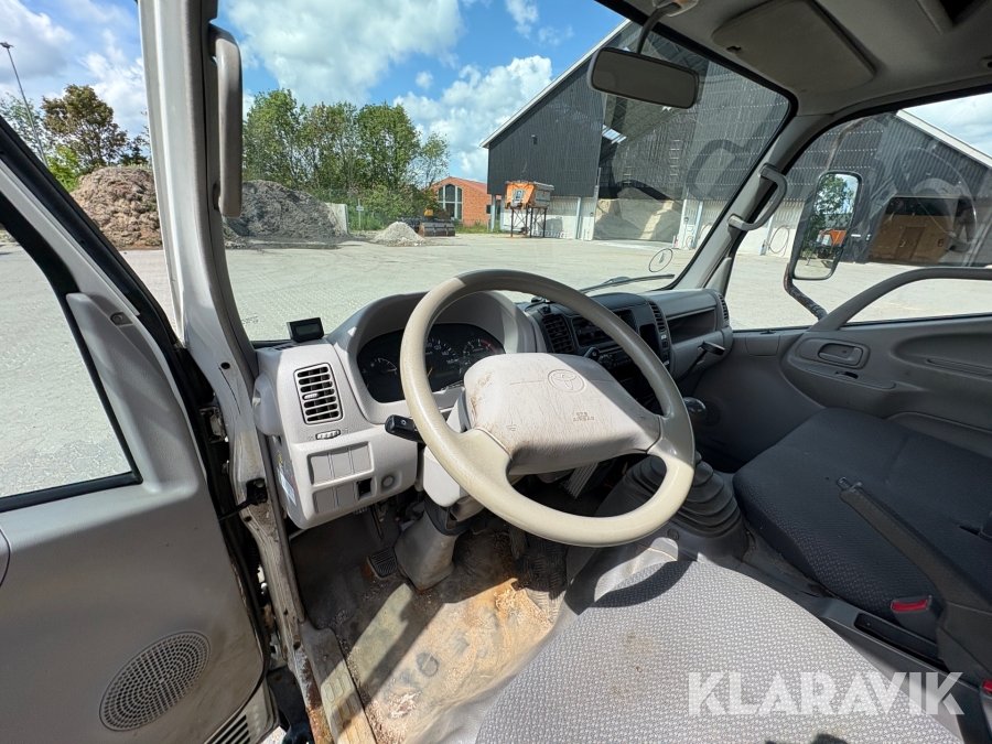 Varebil Toyota Dyna 150 3,0 D-4D S.CAB