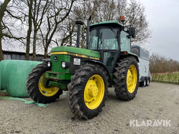 Traktor John Deere 2850 4 cylindret