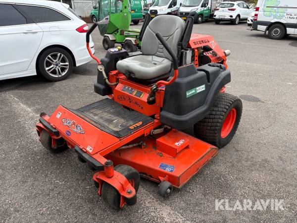 Zero-turn plæneklipper Bad Boy ZT 28 pro series