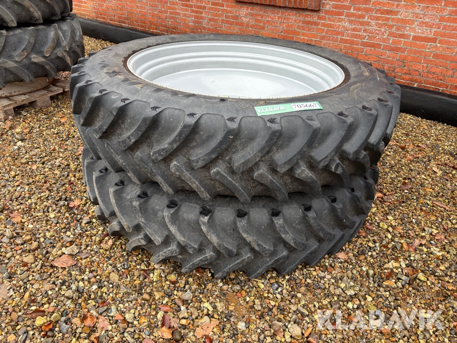 Dæk med fælge Galaxy Earth-Pro Radial 700 2 styk