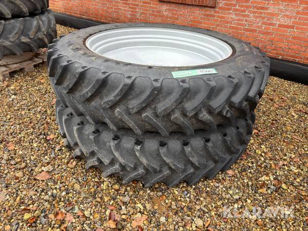 Dæk med fælge Galaxy Earth-Pro Radial 700 2 styk