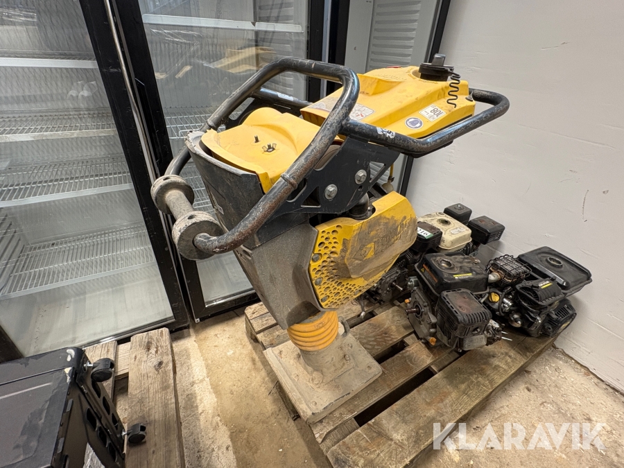 Jordloppe Bomag BT 60