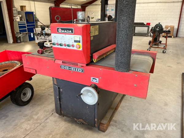 Flatter Amada DB-610 slibemaskine