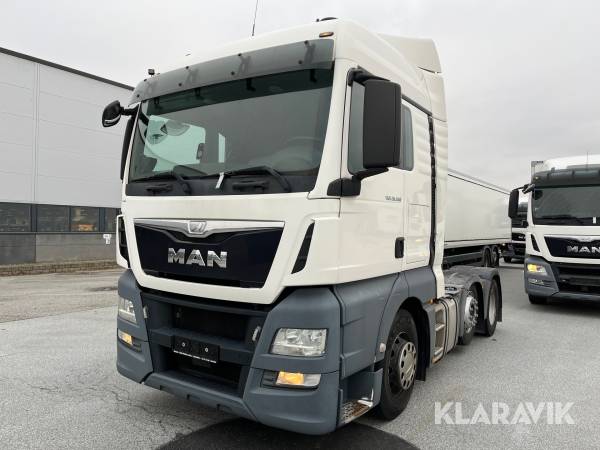 Trækker MAN TGX 26.500