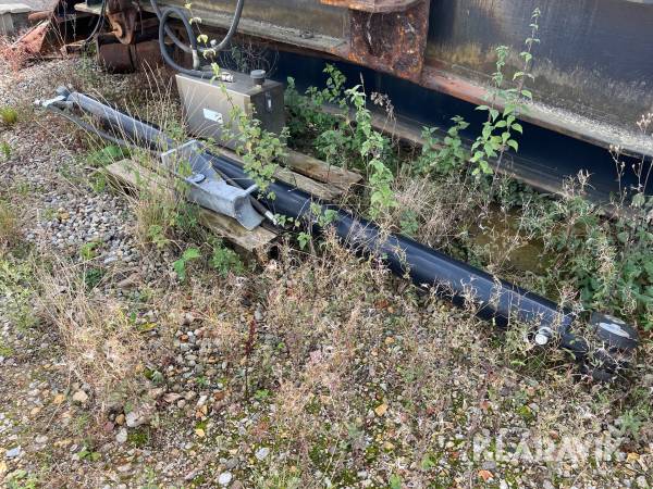 Hydraulisk tank med cylinder