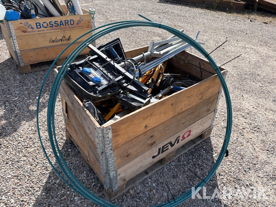 Lamper på stativ - 1 palle