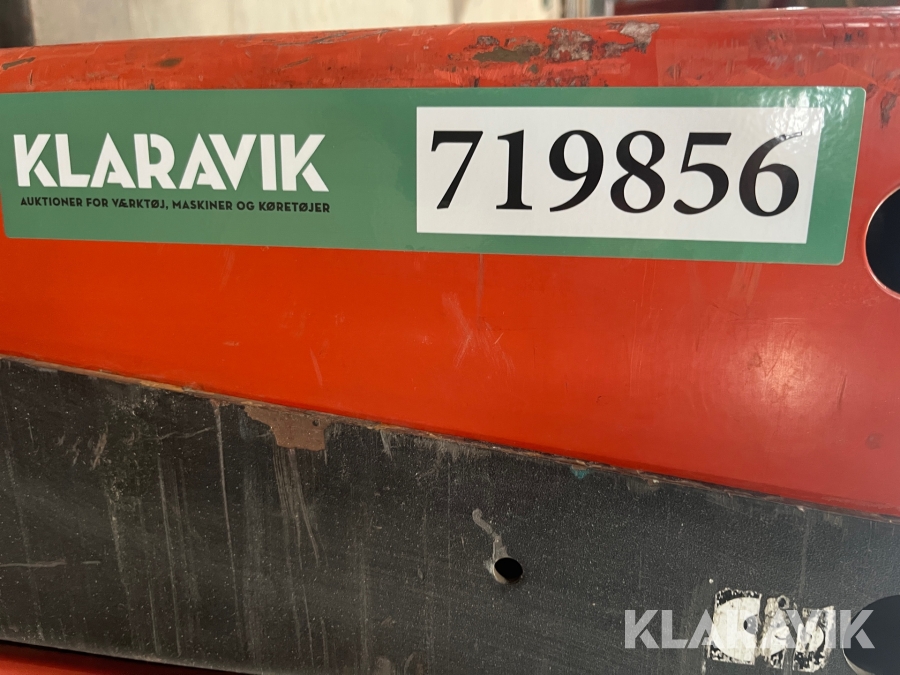 El pallevogn BT W 20 med lange gafler