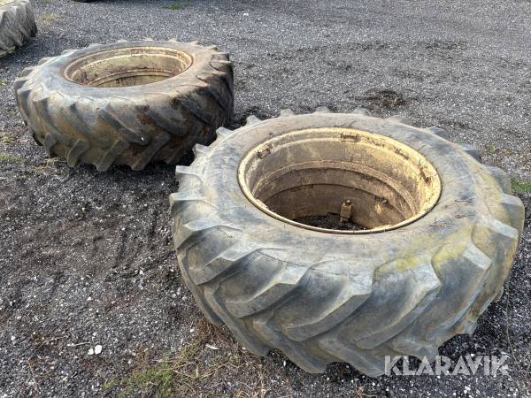 Dæk Taurus 18.4 R34 2 styk.