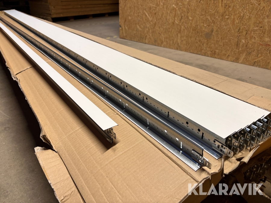 Skinnesystem til rockfrom Armstrong