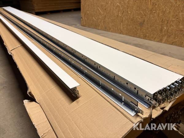 Skinnesystem til rockfrom Armstrong