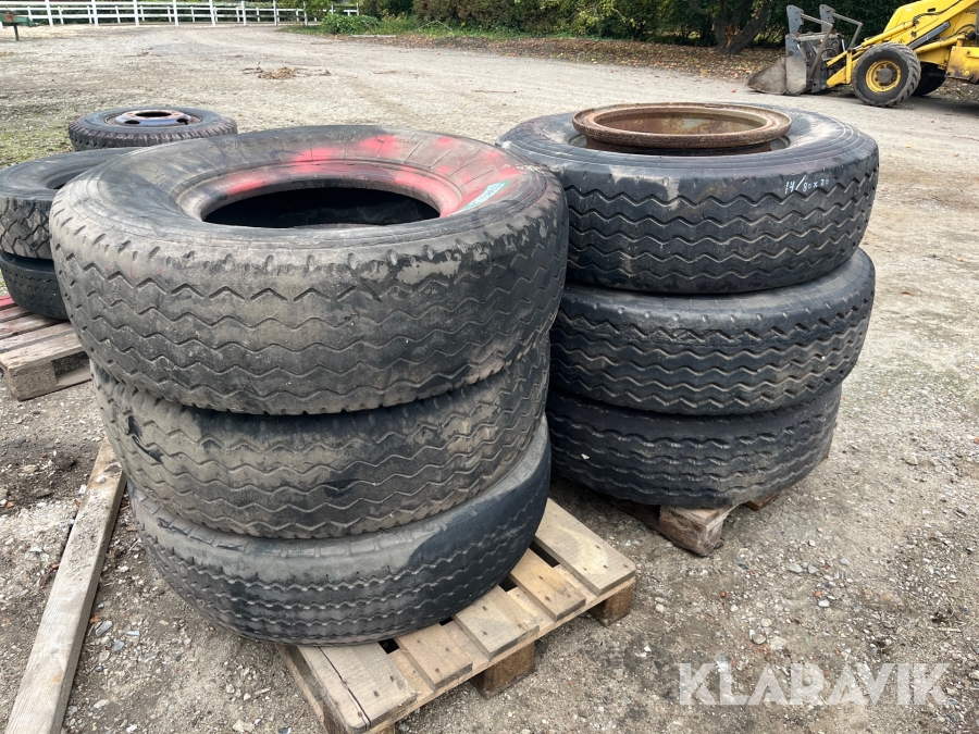 Dæk Semperit Xtra til lastbil