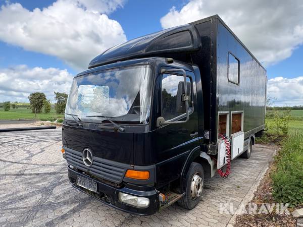 Lastbil Mercedes Atego