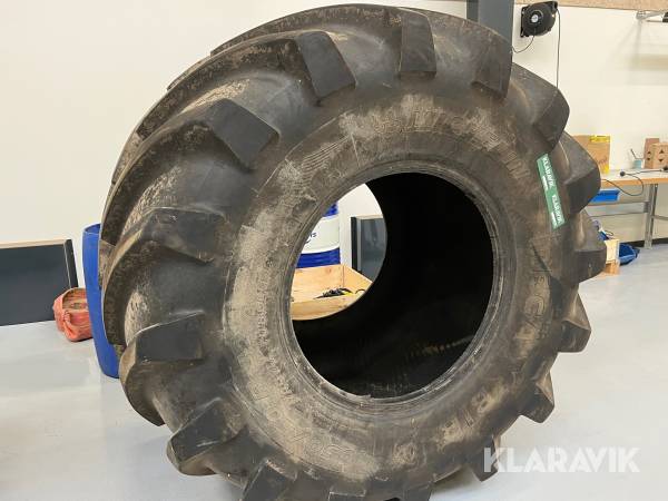 Landbrugsdæk 1050/50 R32