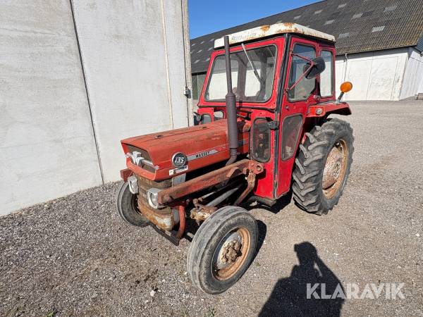 Veterantraktor Massey Ferguson 135