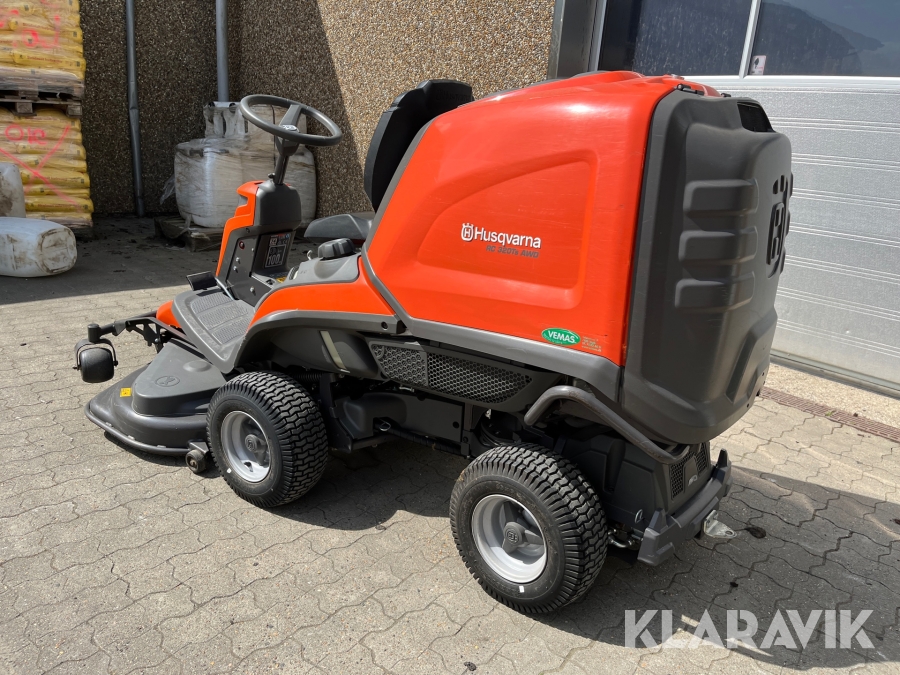Klipper med opsamler Husqvarna RC 320Ts AWD
