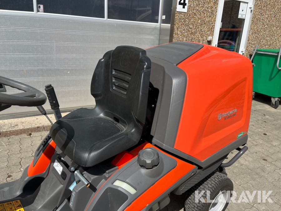 Klipper med opsamler Husqvarna RC 320Ts AWD