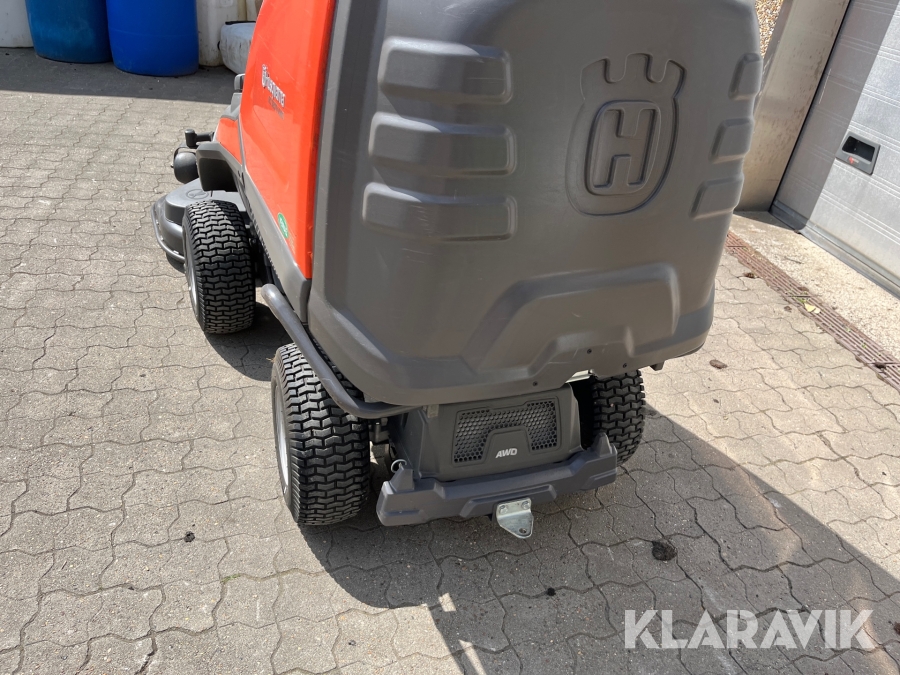 Klipper med opsamler Husqvarna RC 320Ts AWD