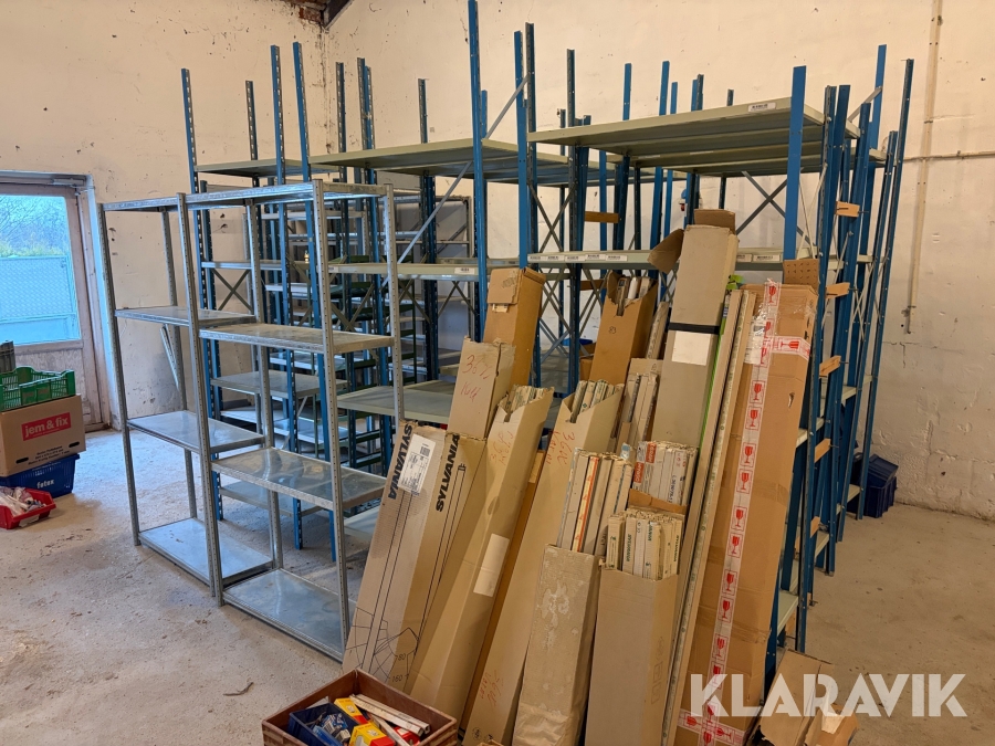 Stort lot Stålreoler og plastikkasser