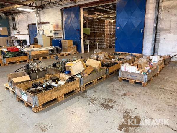 Hydraulik-komponenter - 13 paller