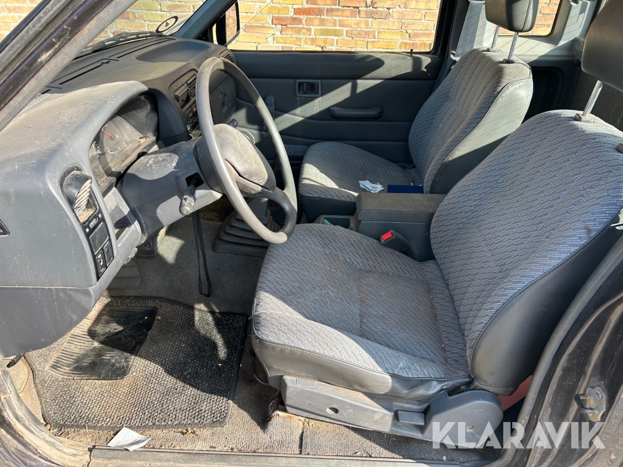 Pickup Nissan Kingcab