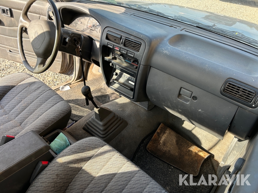 Pickup Nissan Kingcab