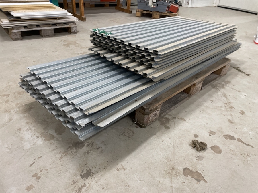 Palle Med svalehaleplader