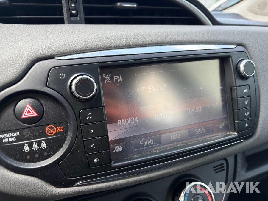 Varebil Toyota Yaris Van 1.4 D-4D