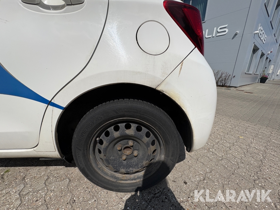 Varebil Toyota Yaris Van 1.4 D-4D